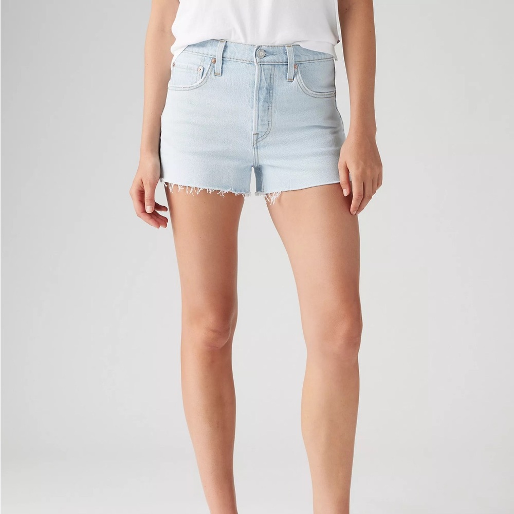Levi’s 501 cutoffs